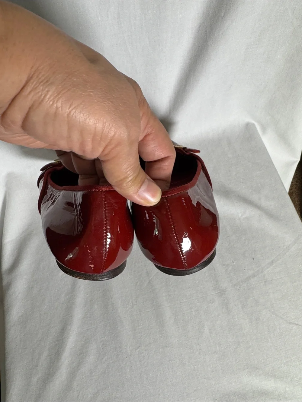 Tory Burch Red Patent Leather Loafers with Gold Logo Sz 9M